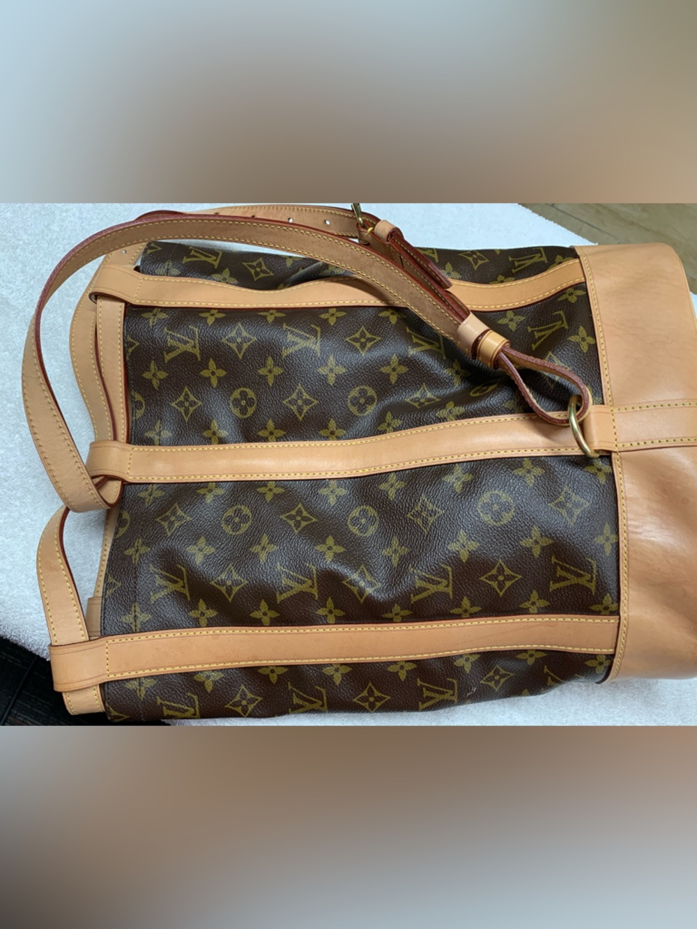 Louis Vuitton Monogram Randonnee PM Backpack - Picture 10 of 16